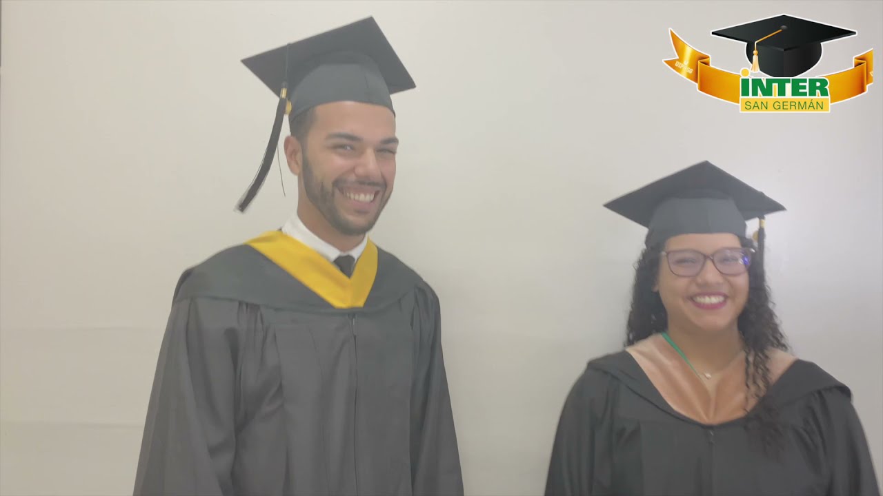 como se le llama al traje de graduacion